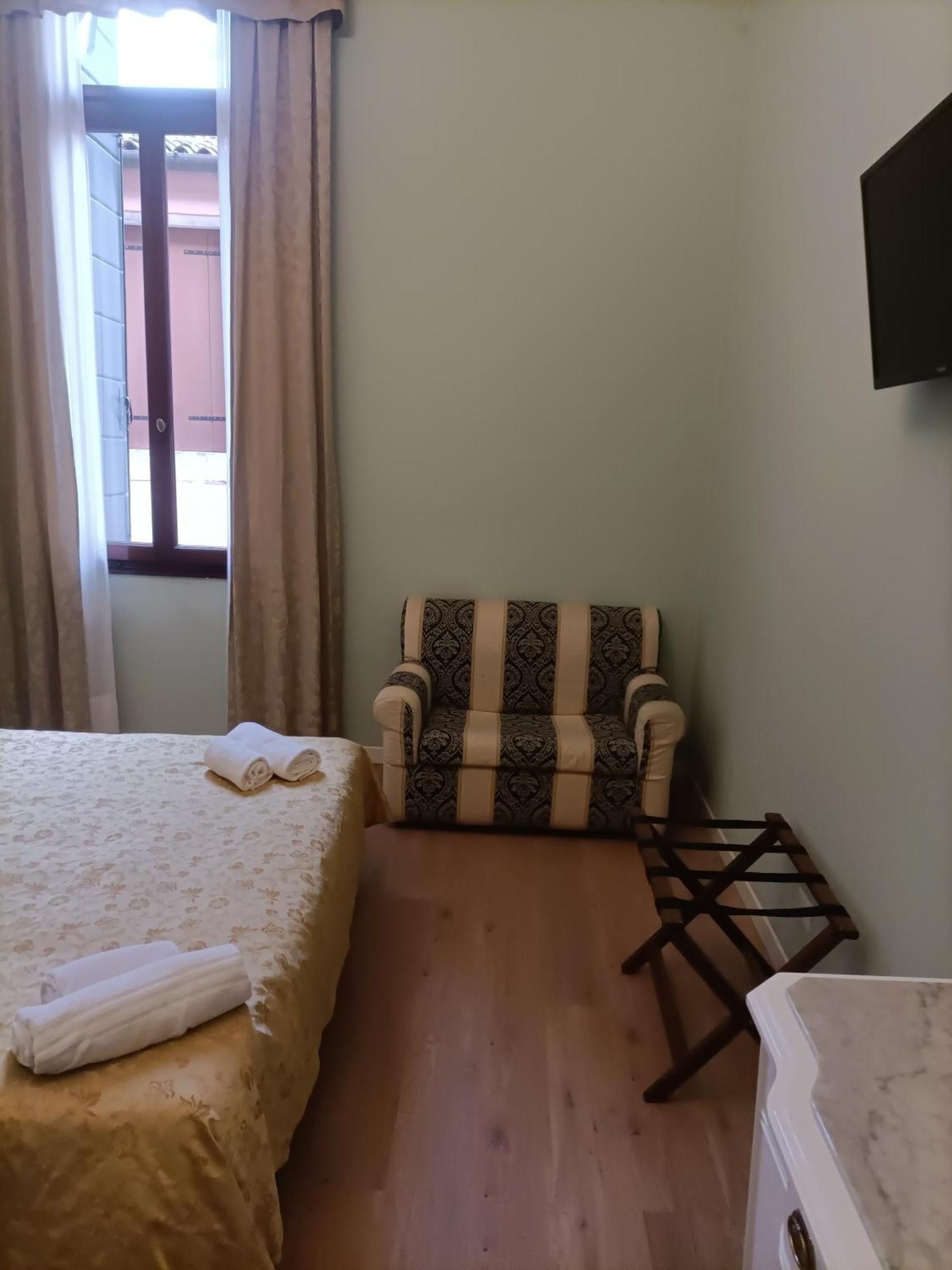 Palazzo Lion Morosini - Check In Presso Locanda Ai Santi Apostoli Venedig Exterior foto
